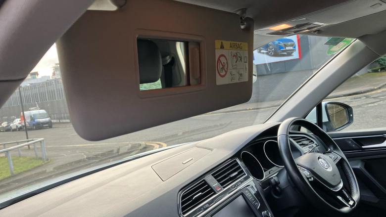 Volkswagen Tiguan 2.0 TDi 150 SE Nav 5dr Diesel Estate